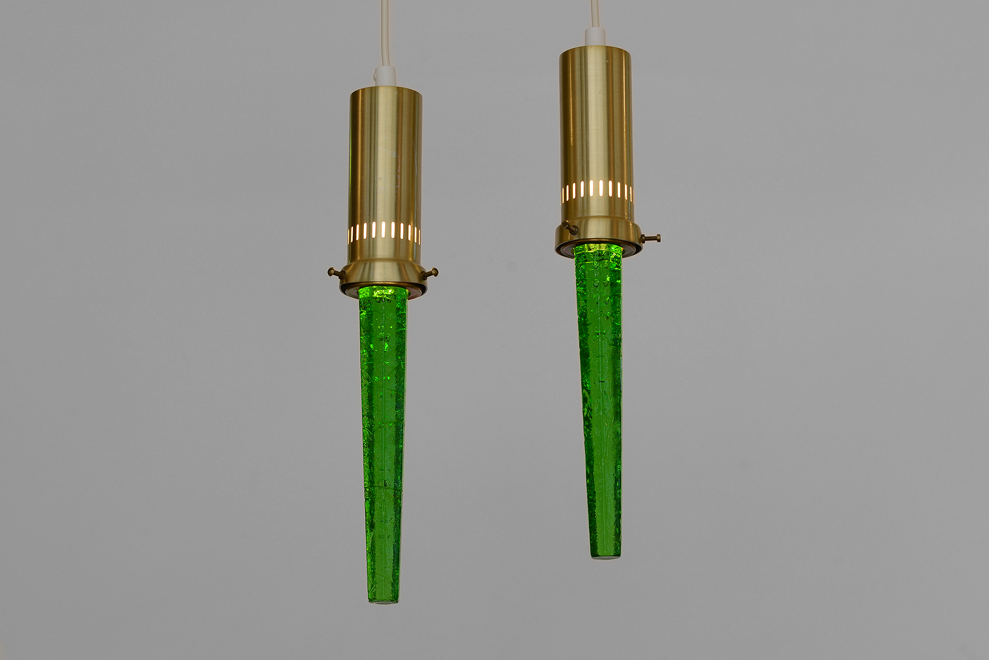 Pair of pendant lights “Istappen” by Ateljé Engberg. Sweden 1960s – HAGBLOM