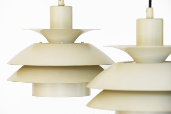 Pair of cream white pendant lights from Lyskaer belysning. Denmark 1970s - Image 9