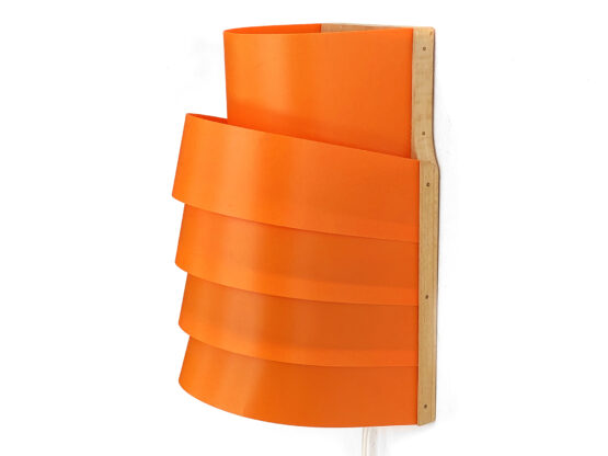 Wall light/sconce V 311 by Hans-Agne Jakobsson for Ellysett. Sweden 1970s