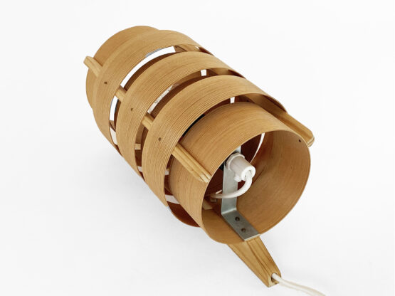 Pine veneer wall light/sconce V280 by Hans-Agne Jakobsson for Ellysett. Sweden 1960s - Image 7
