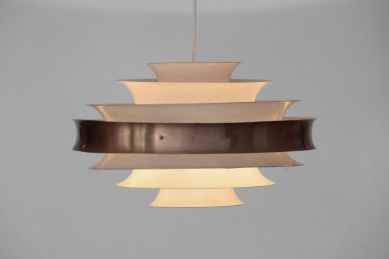 Large layered metal pendant light in cream white and copper. Sweden 1960s. - Image 4