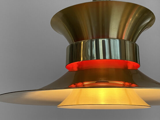Large pendant light in golden brushed aluminum by Lyskaer belysning. Denmark 1970s - Image 9