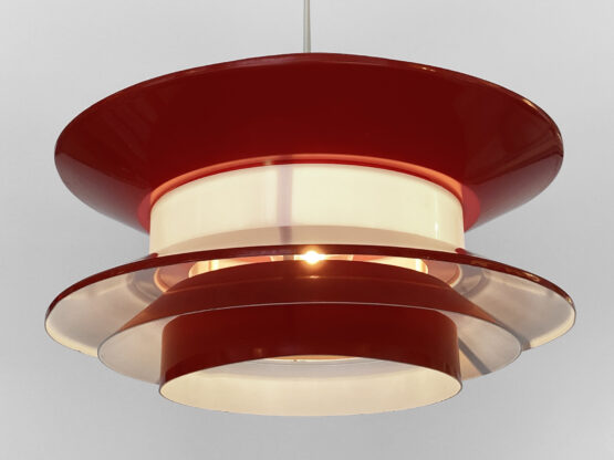 Pendant light "Trava" large red version by Carl Thore for Granhaga Metallindustri. Sweden 1970s - Image 4