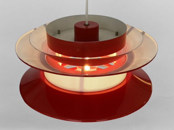 Pendant light "Trava" large red version by Carl Thore for Granhaga Metallindustri. Sweden 1970s - Image 6