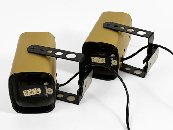 Pair of matte gold bedside wall lamps by Öia. Sweden 1970s - Image 10