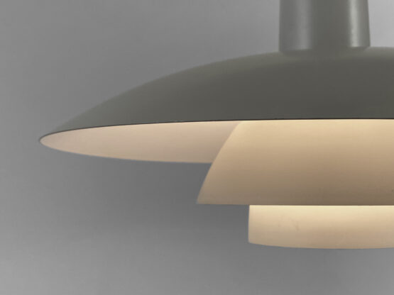 White pendant light PH 4/3 by Poul Henningsen for Louis Poulsen. Denmark 1970s - Image 8