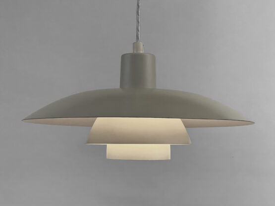 White pendant light PH 4/3 by Poul Henningsen for Louis Poulsen. Denmark 1980s - Image 2