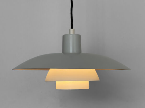 White pendant light PH 4/3 by Poul Henningsen for Louis Poulsen. Denmark 1980s - Image 3